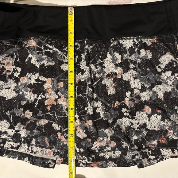 Lululemon Pace Rival Skirt Spring Bloom Multi Womens Size 8 Tennis Pickleball - Picture 11 of 12